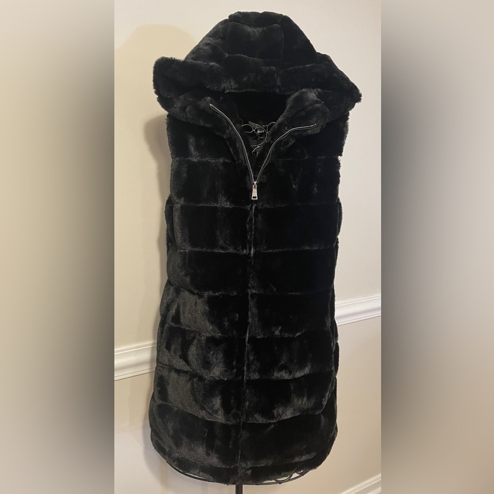 nwt Laundry by Shelli Segal Faux Fur Hooded Vest Long Womens Sz Small